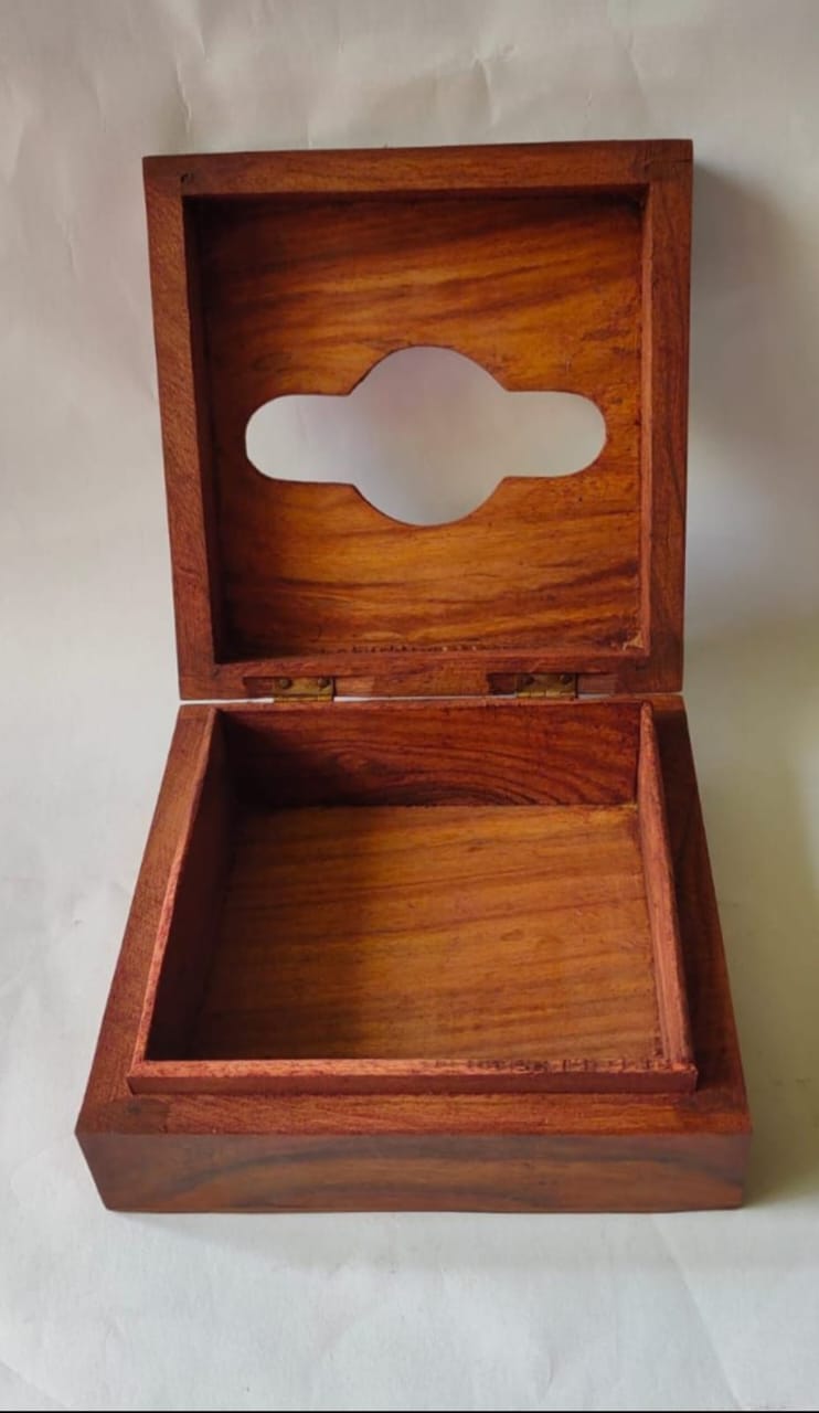 Wooden Tissue Holder